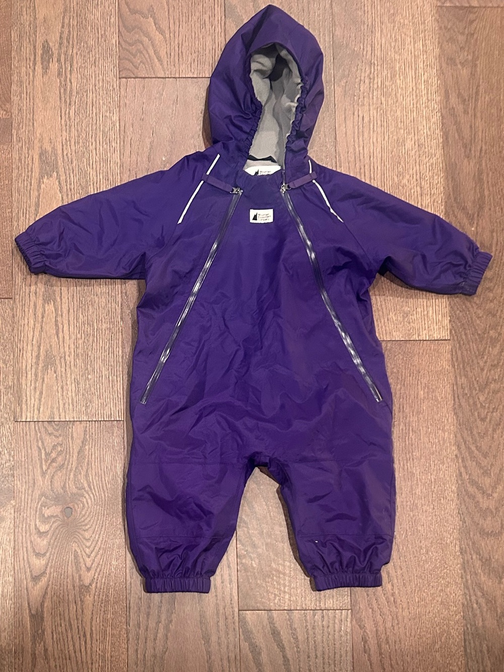 MEC Size 12 month Infant Cozy Heritage Newt Suit